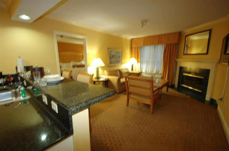 Best Western Richmond Suites H Батон-Руж Екстер'єр фото